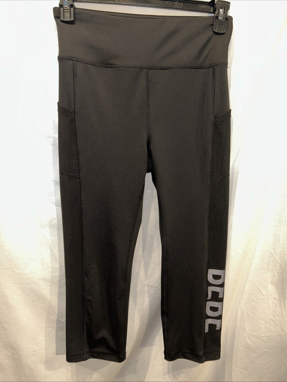 Bebe Sport Womens Lg Capri Leggings Black Mesh Pockets Stretch Yoga Workout